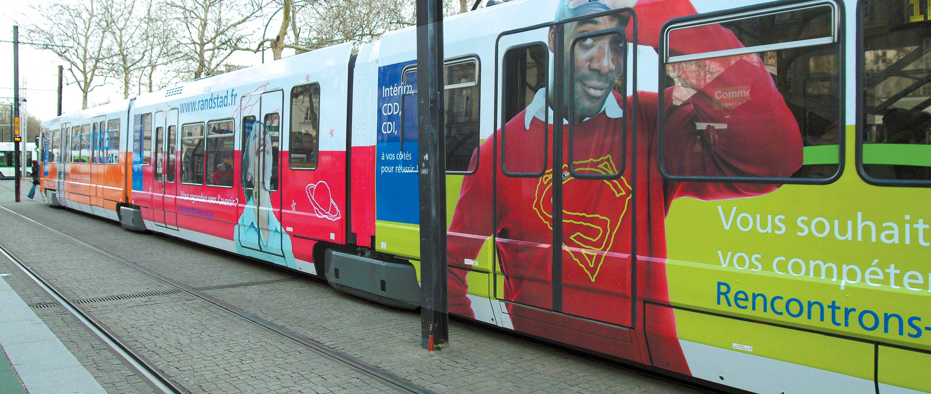 campagne affichage randstad, création et réalisation tramway